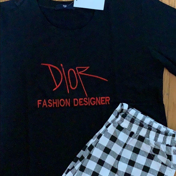 DIor Set - Picture 1 of 2